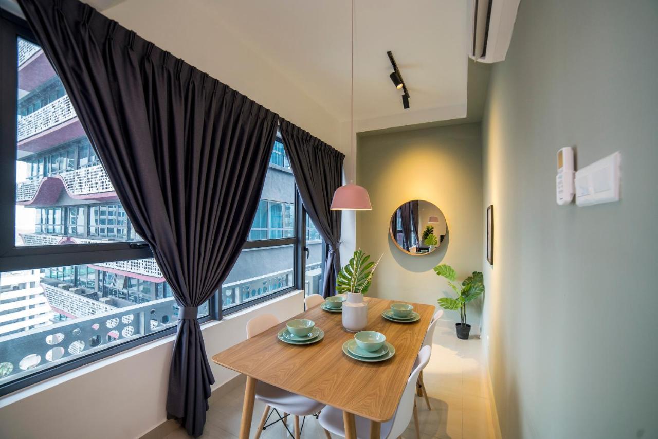 Arte Plus Klcc Designer Suites By Cobnb Kuala Lumpur Exterior foto